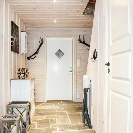 5 Bedroom In Matredal * Matre